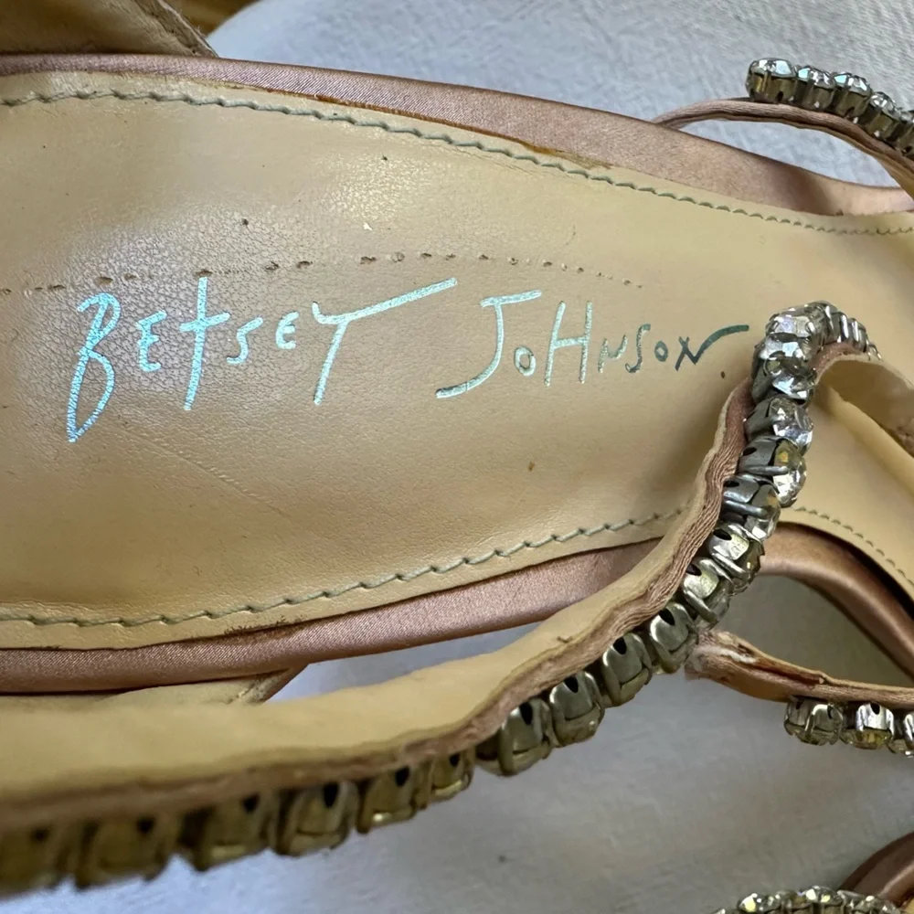 Betsey Johnson Elisa Heeled Satin Pump Sandal Nude Bedazzled Rhinestones ~ 8M